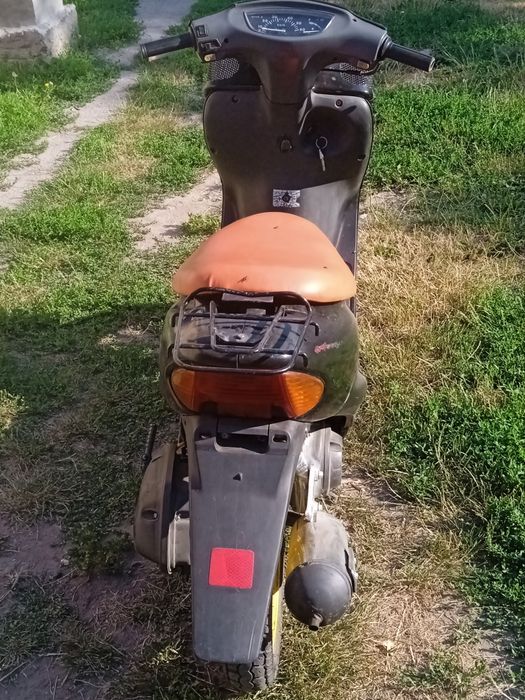 Продам скутер Honda-cezta 34