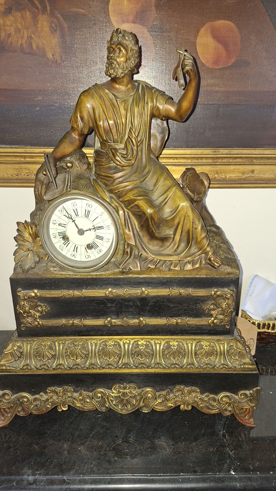 Relógio de Mesa em Bronze com Escultura Classica estilo frances