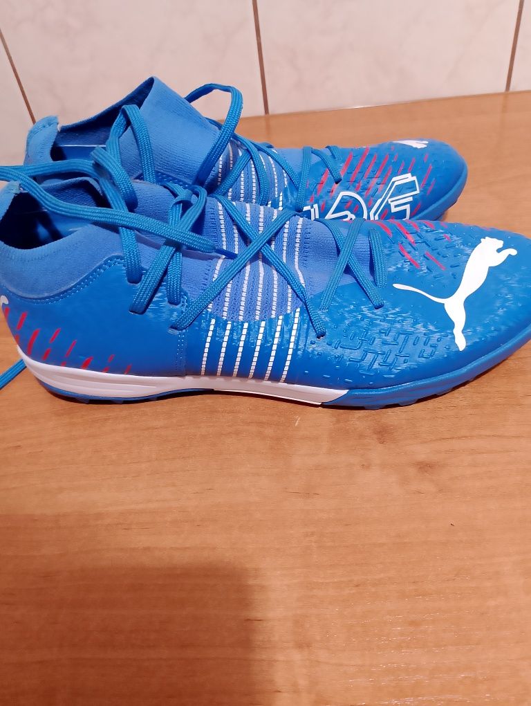 Buty sportowe męskie Puma nowe rozmiar 40 wkładka 26