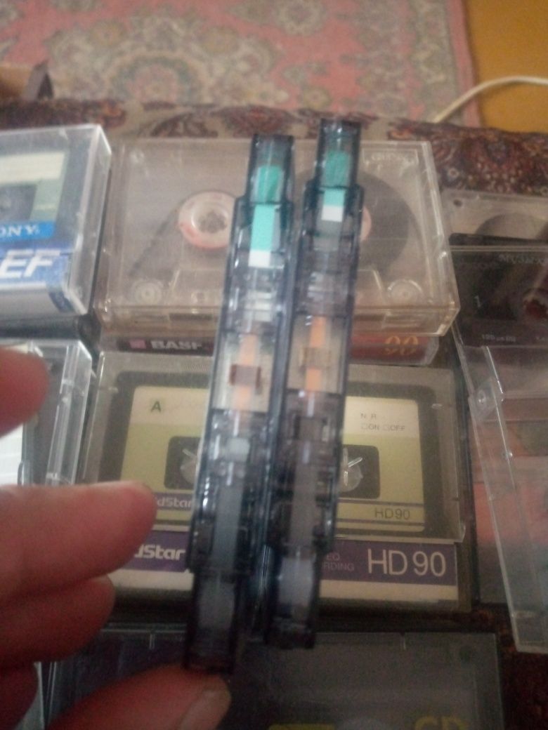 Продам кассеты разные