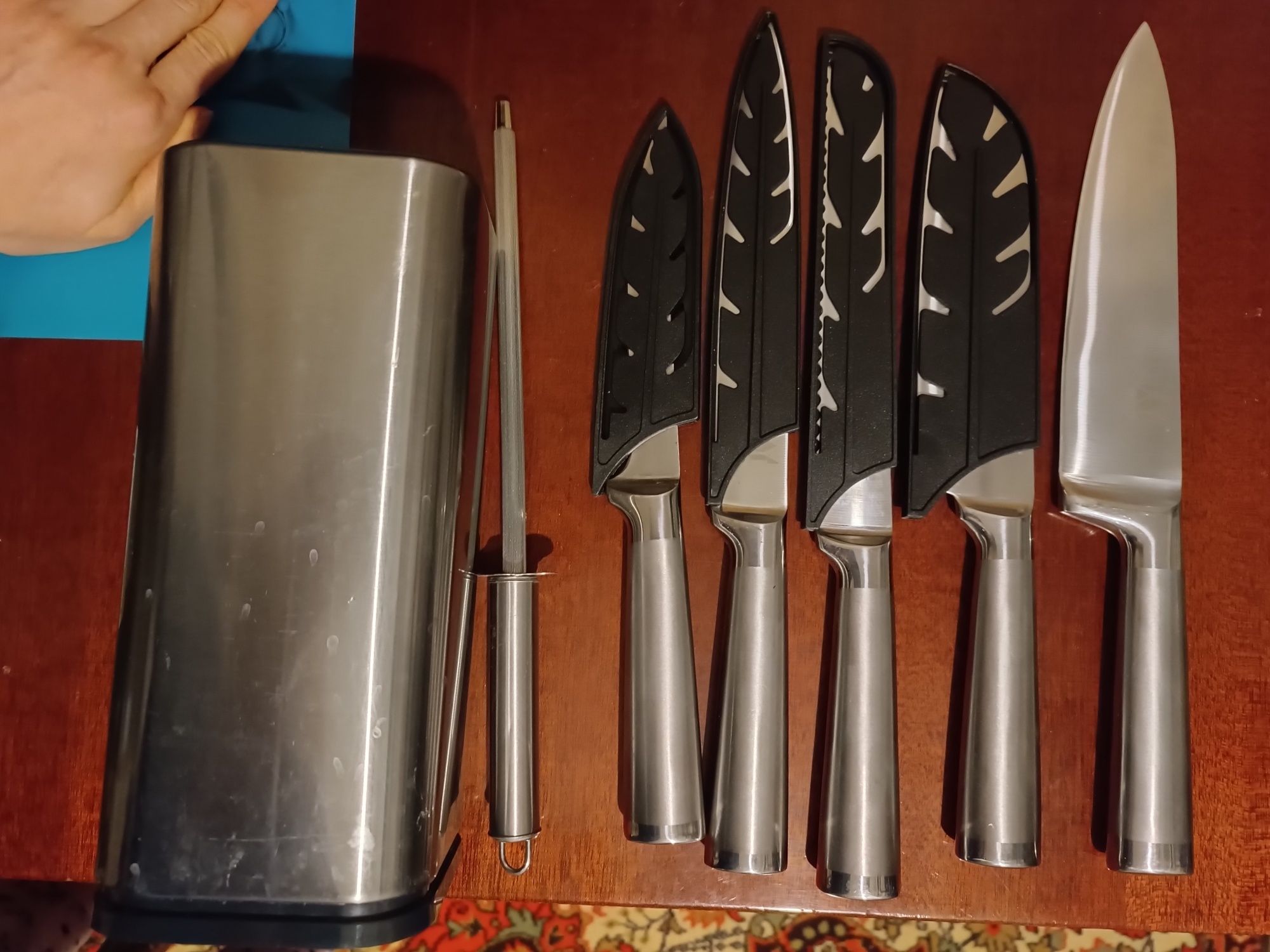 Набори ножей 5 шт+подставка+точилка