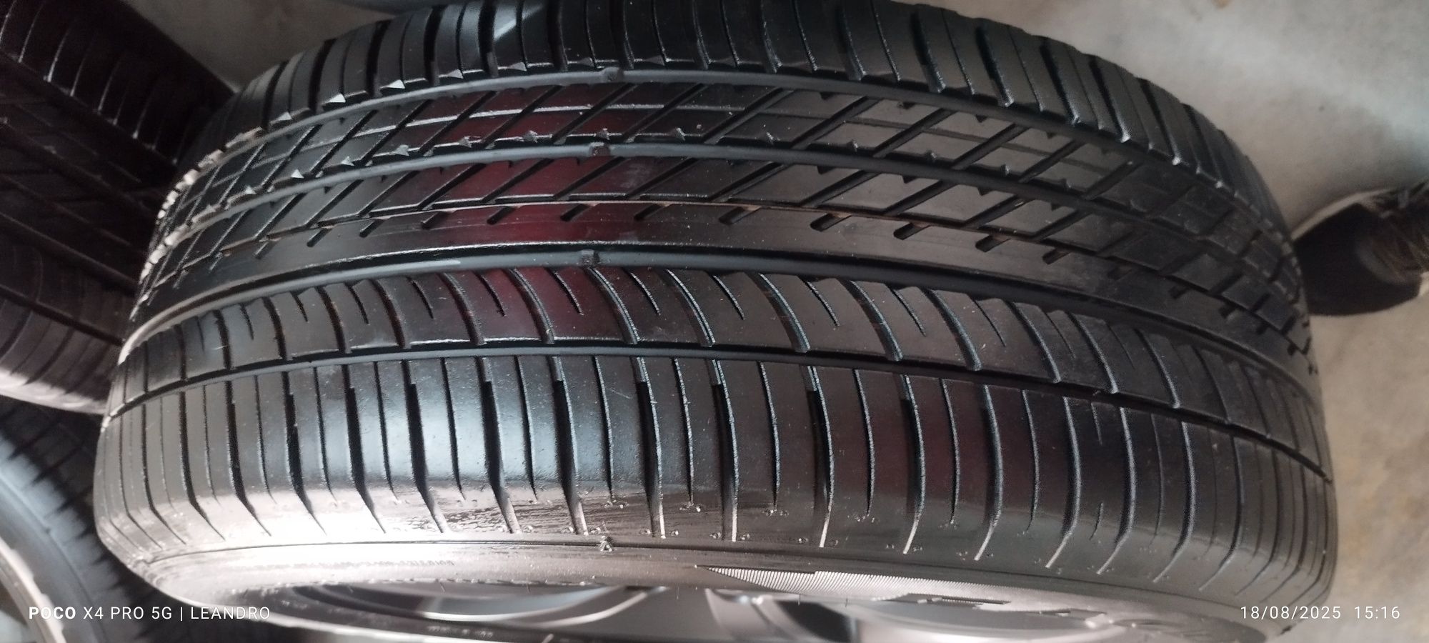 Jantes e pneus R19 Ranger Rolver Evoque