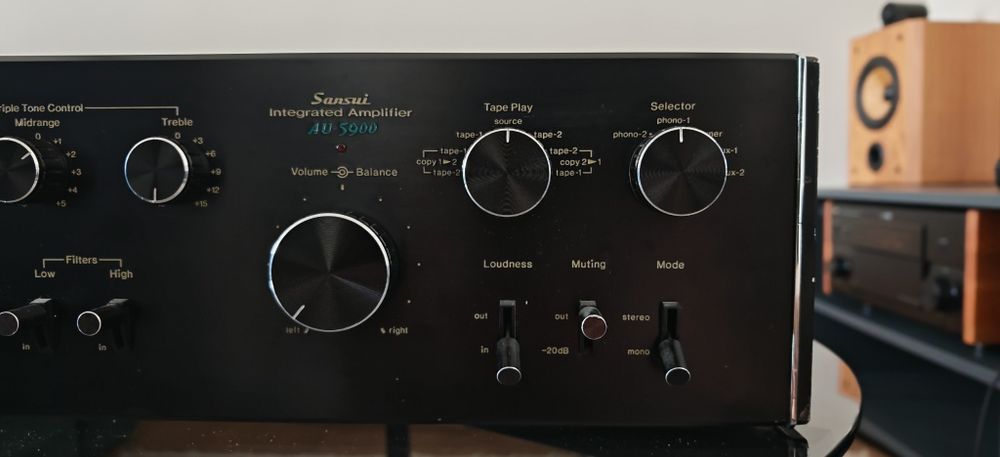Sansui au 5900 вінтаж в ідеальному стані