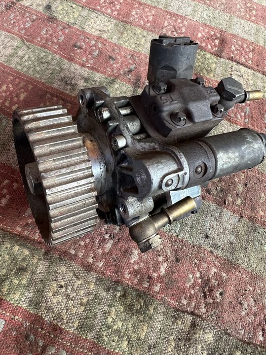 9658176080 паливний насос тнвд Ford Fiesta Fusion 1.4 TDCI