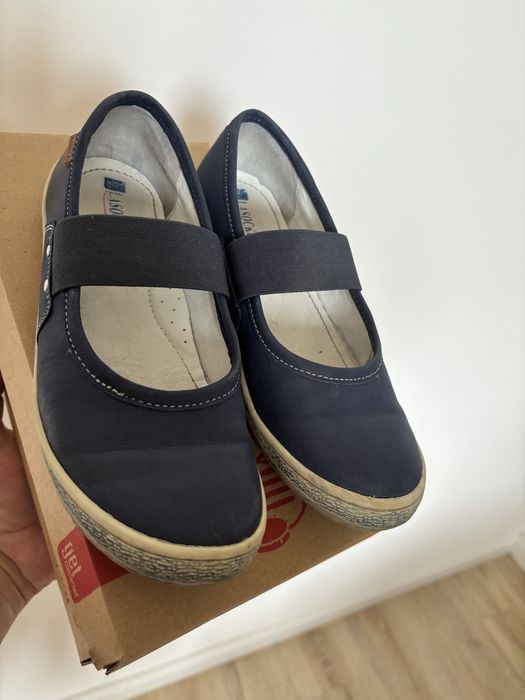 Buty galowe Lasocki roz 35