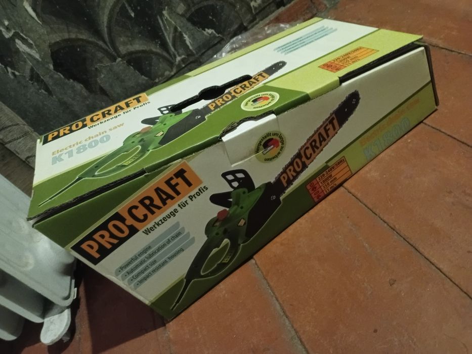 Продам электро пилу новач