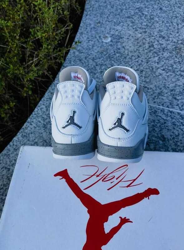 Nike_Nowy*Jordan4_Retro _WhiteOreo*buty_UnisexTrampk.43