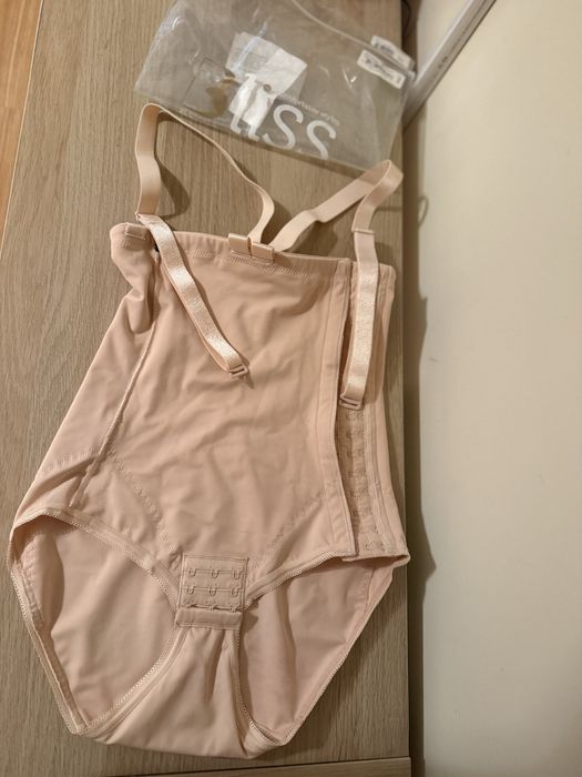 Cinta pós cirurgica abdominoplastia marca Bliss tam. 30