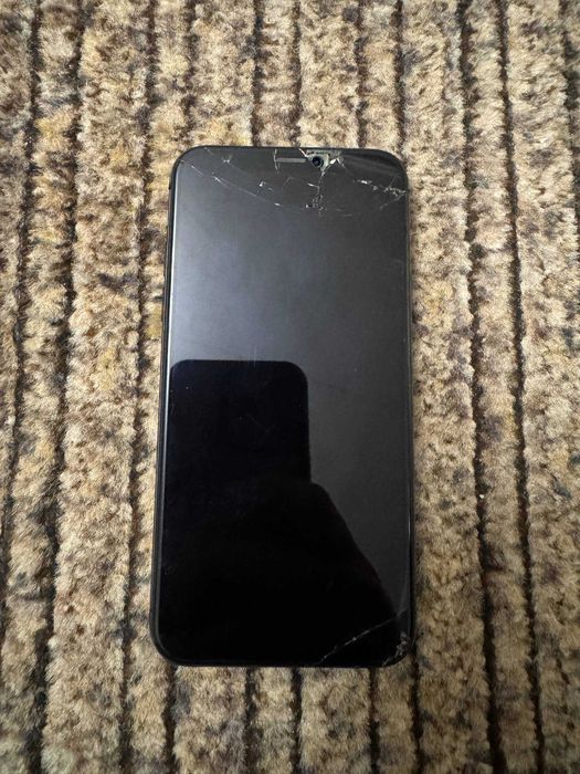 Продам Apple iPhone XS 256 GB NewerLock