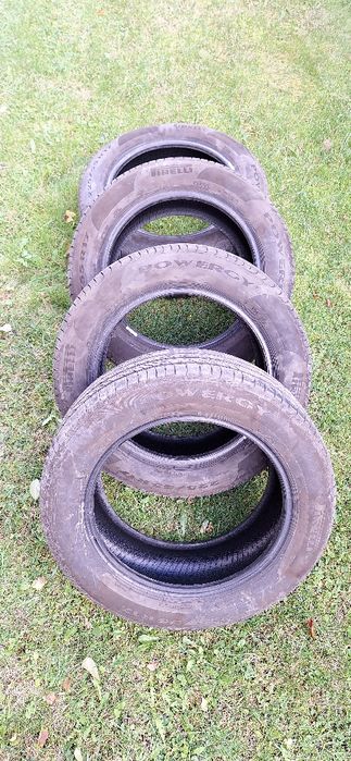 Praktycznie nowe opony Pirelli 225/55/17
