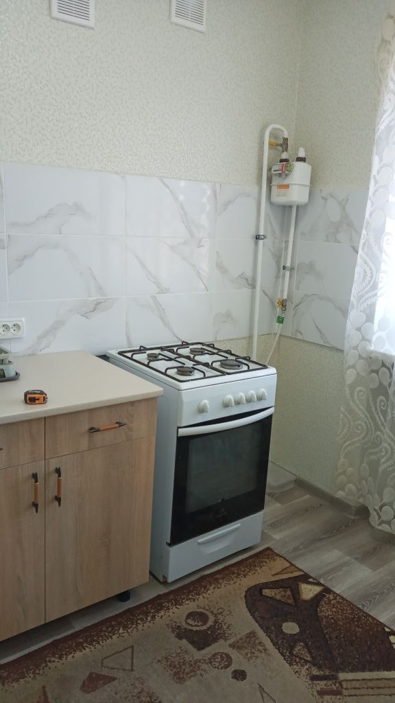 Продаю  квартиру "свiжий" ремонт