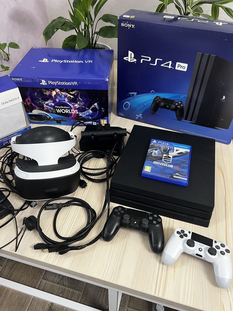 Sony PlayStation 4pro 1tb + VR