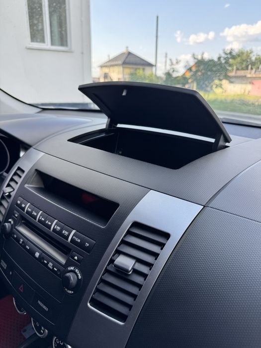 Mitsubishi Outlander XL