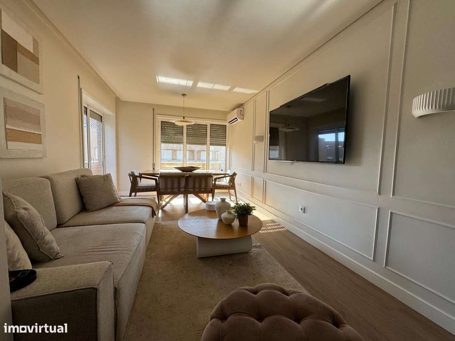 Apartamento T3 Duplex Renovado MOBILIADO – Esposende