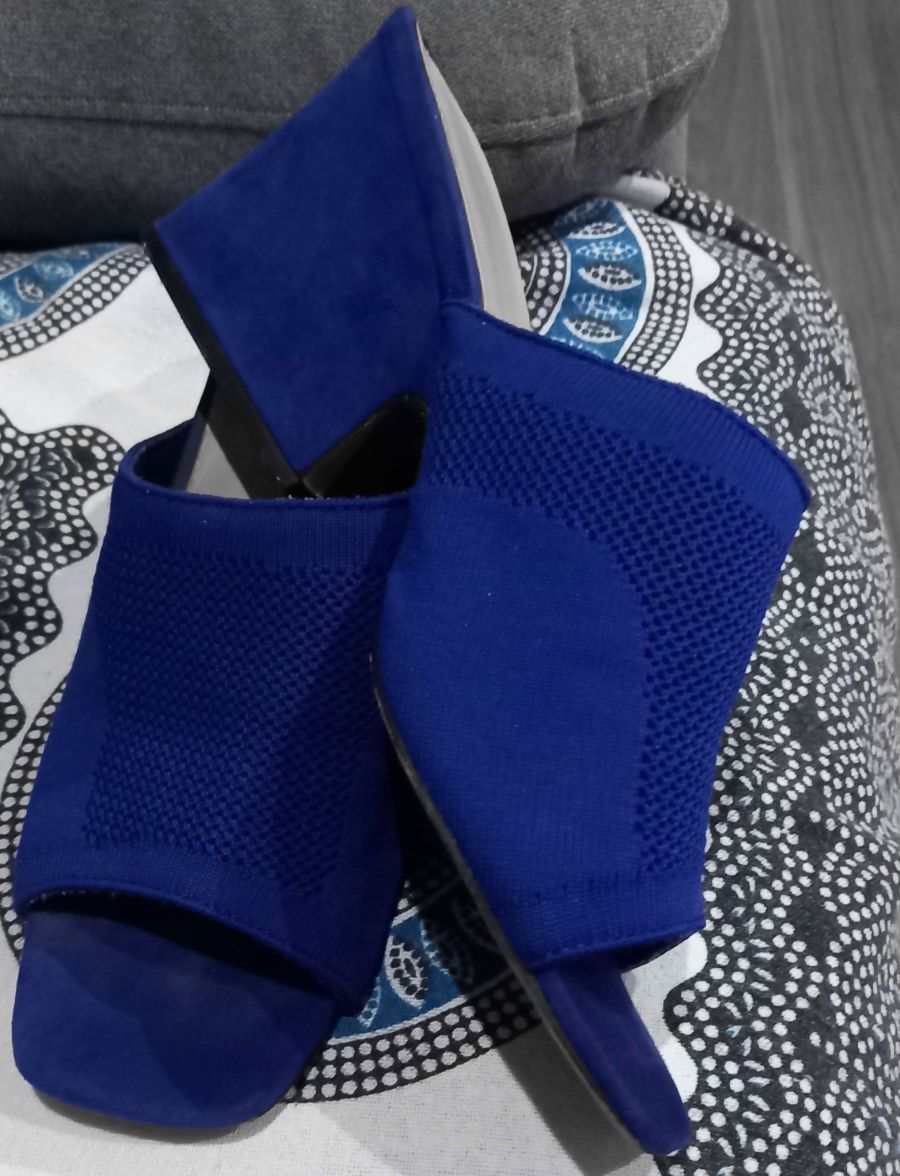 Sandálias, de malha, azul Royal, da Parfois