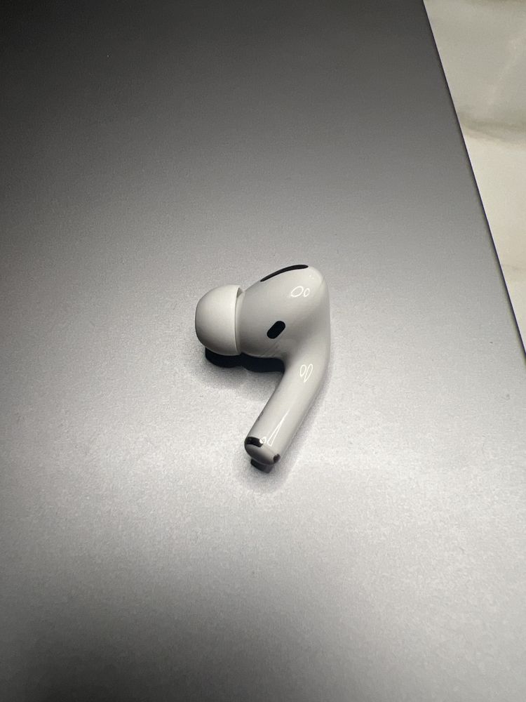 AirPods Pro prawa słuchawka A2083 oryginalna plus zestaw