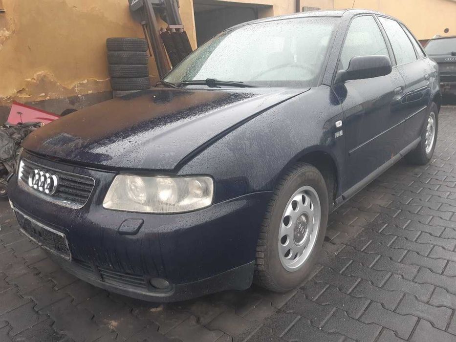 Audi A3 8l Lift Lampy zderzak tył, maska błotnik drzwi