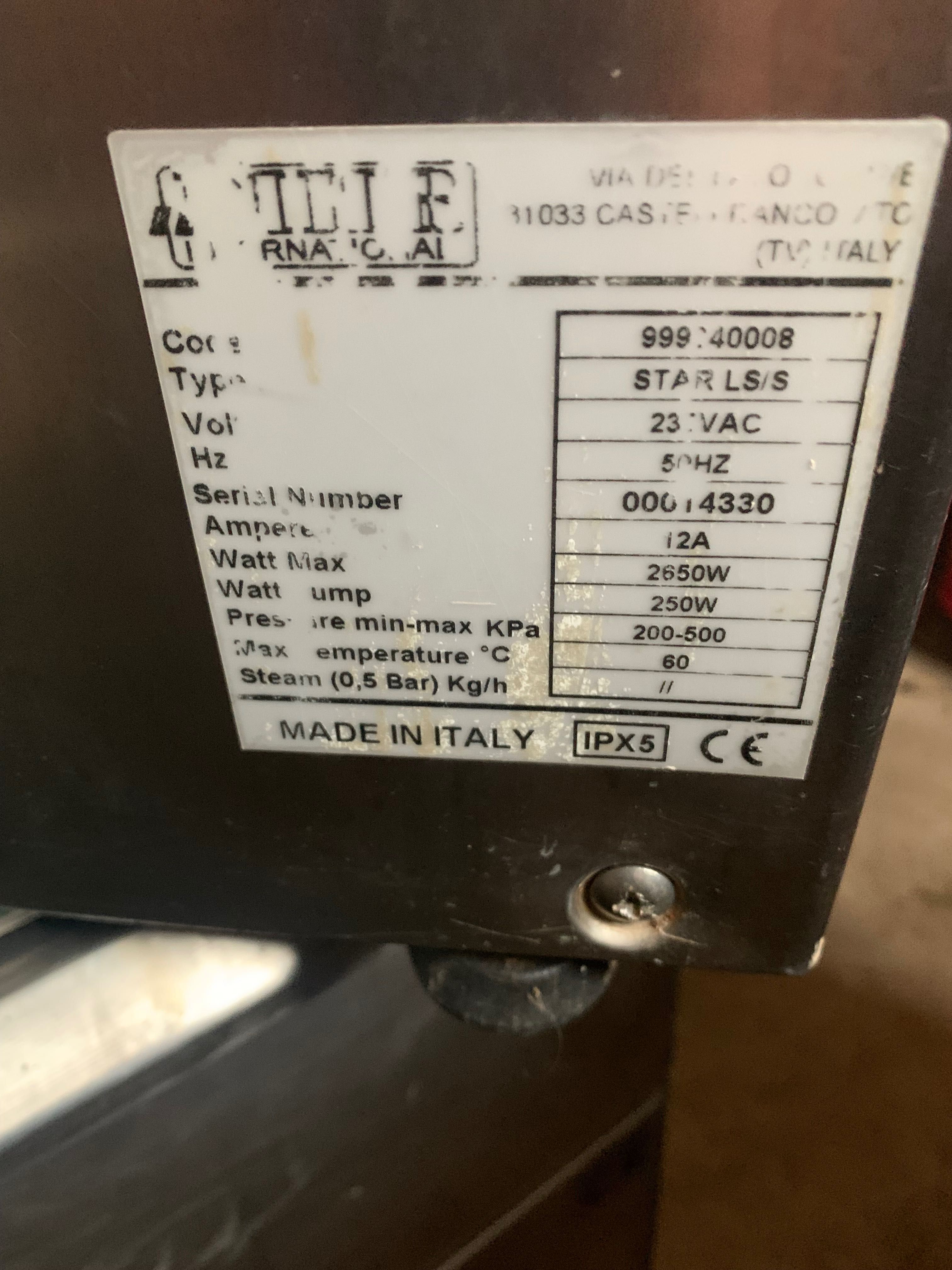 Máquina de lavar louça industrial
