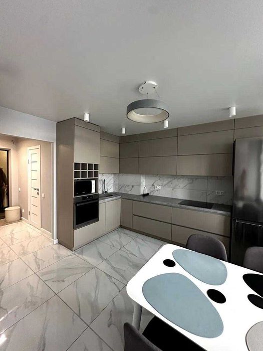 Продам 1 кімнатну квартиру в ЖК Одеський Бульвар