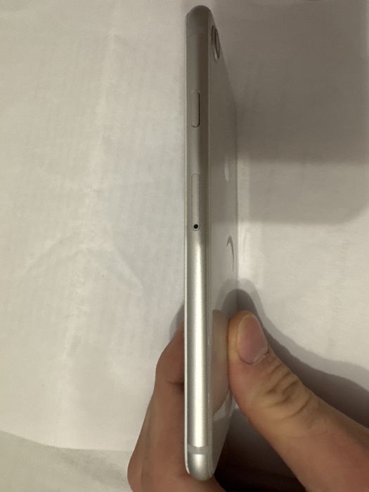 Iphone 8 64 gb white piękny