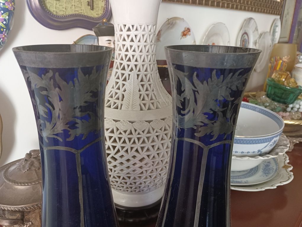 Fabuloso par de jarras antigas, em vidro