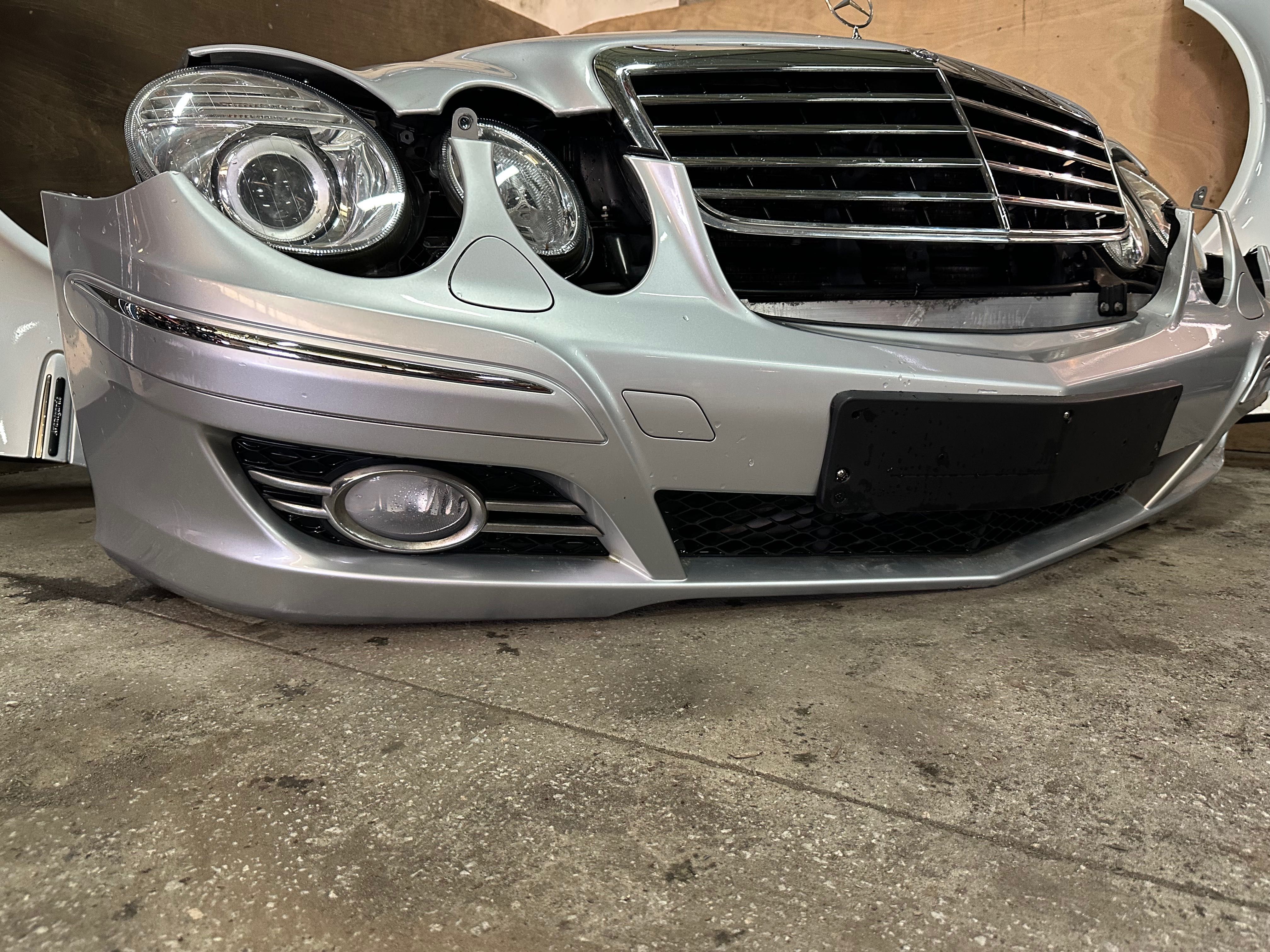 Frente completa com faróis xenon Mercedes W211 E220 MARETIAL ORIGINAL