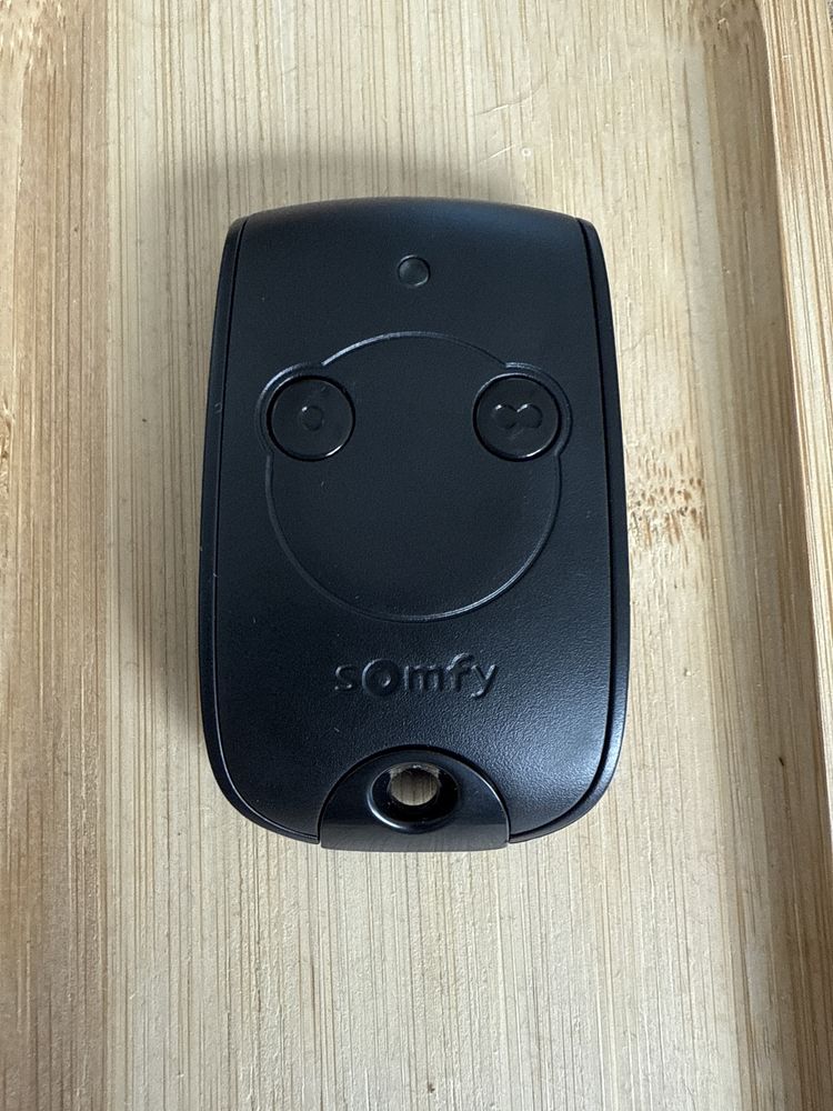 Pilot somfy dwa kanały rts nie mylić z iO