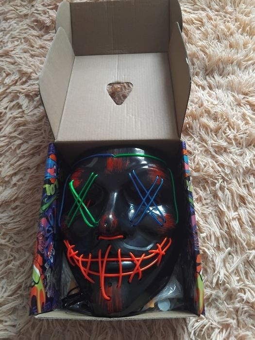 Маски що світяться  для вечірок