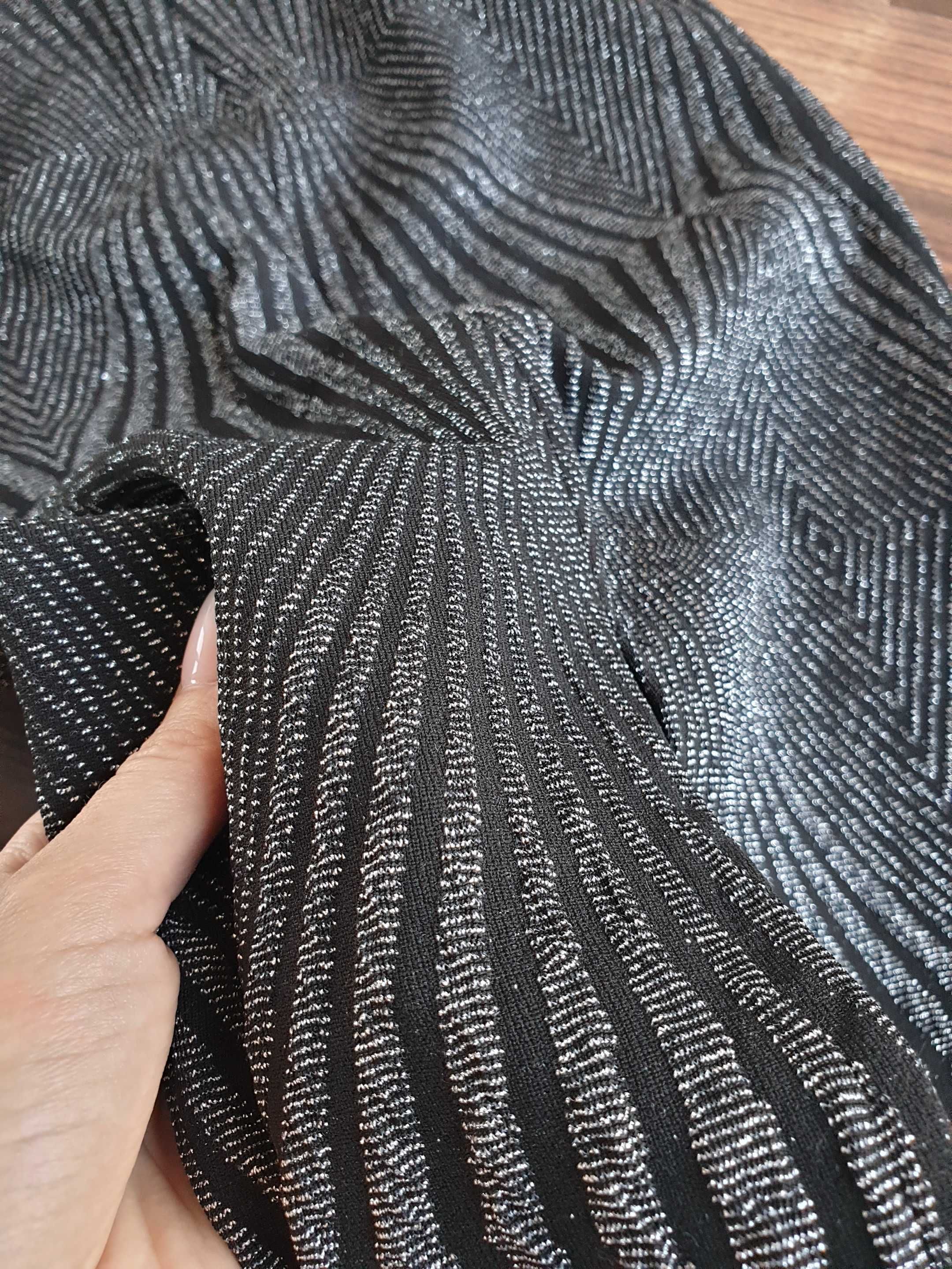 Spódnica Zara MIDI czarna ze srebrem geometryczne wzory XS 34