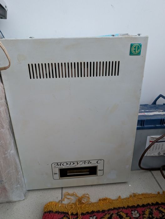 Стабілізатор напруги МОДУЛЬ-С 12,9 кВт (модель 909-1)

Продам потужний