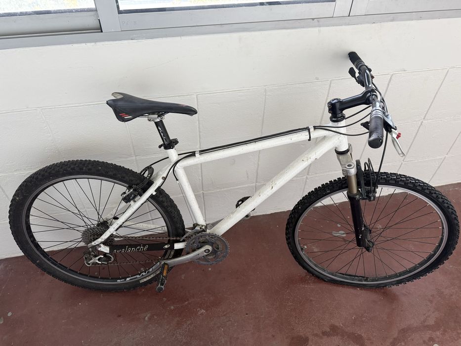 Bicicleta Kona Roda 26