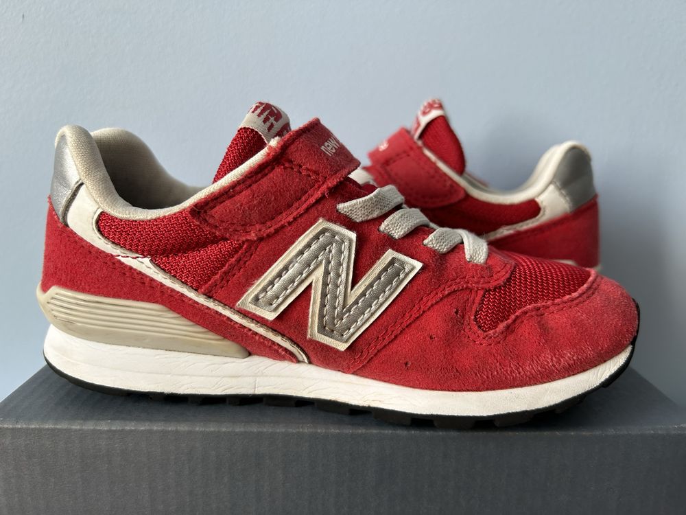 New Balance dziecięce 30 buty sportowe tkanina czerwone