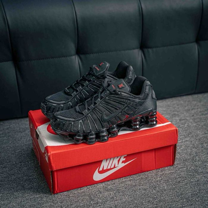 Buty-Trampk-Nike Shox TL Black Max Orange R.41