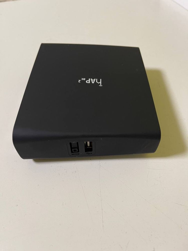 Бездротовий маршрутизатор (роутер) Mikrotik hAP ac2 без блока живлення