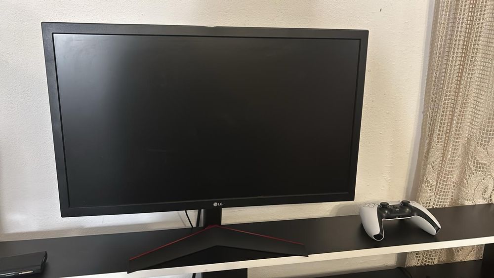 Monitor Gaming LG 24GL600F-B (24'' - 1 ms - 144 Hz - FreeSync)