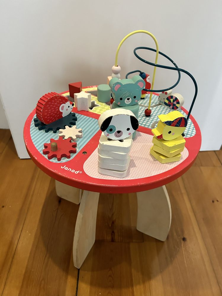 Mesa de atividades crianca Janod