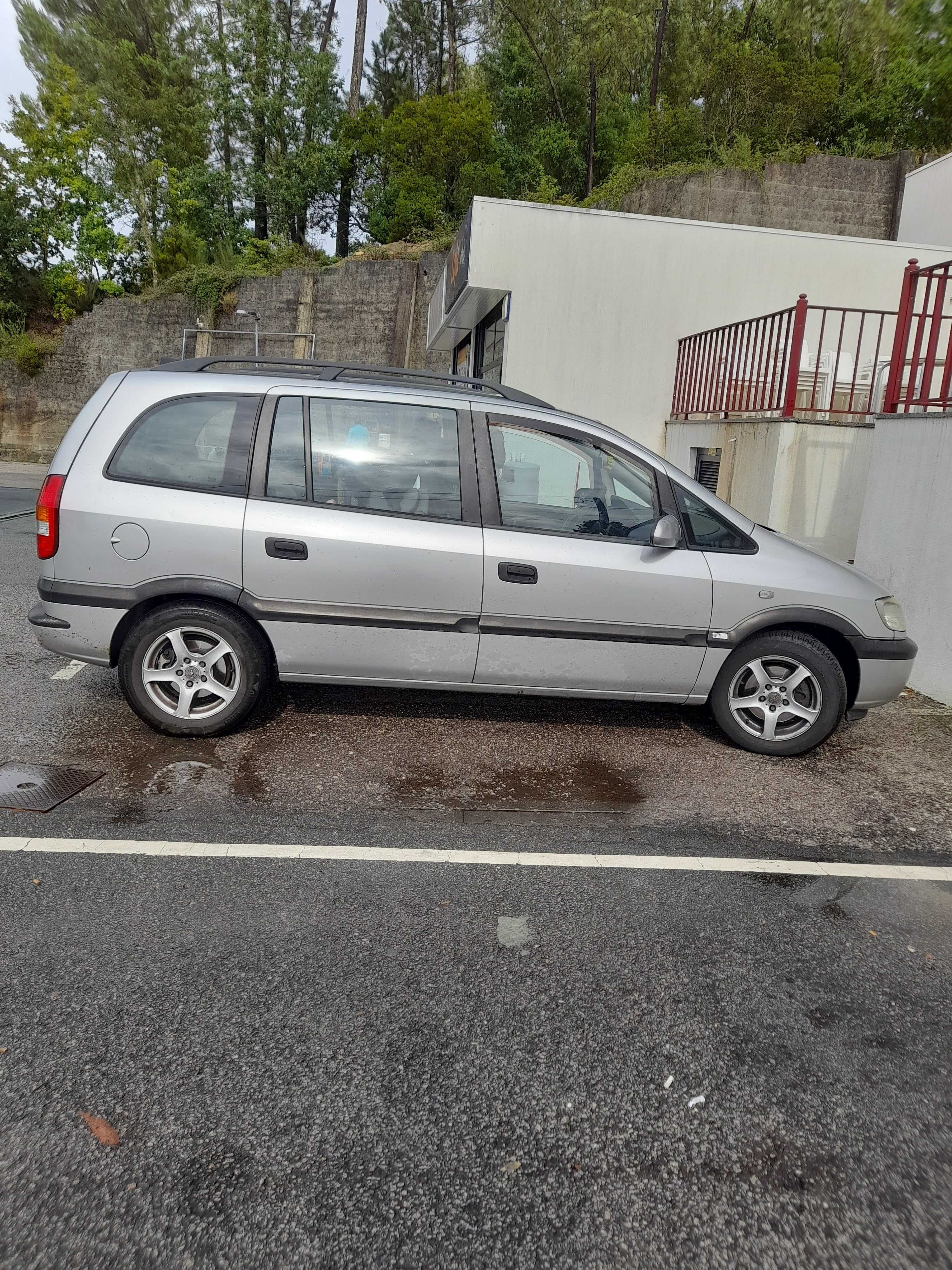 Opel zafira 2.0 vendo/Troco