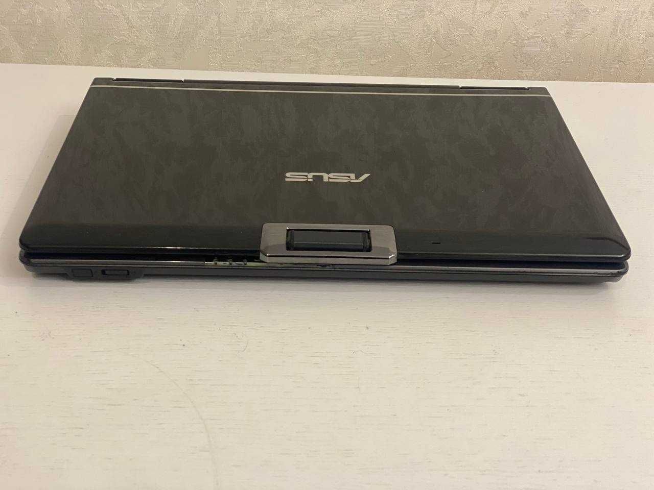 Продам топовий ноутбук Asus X57V Чудовий стан