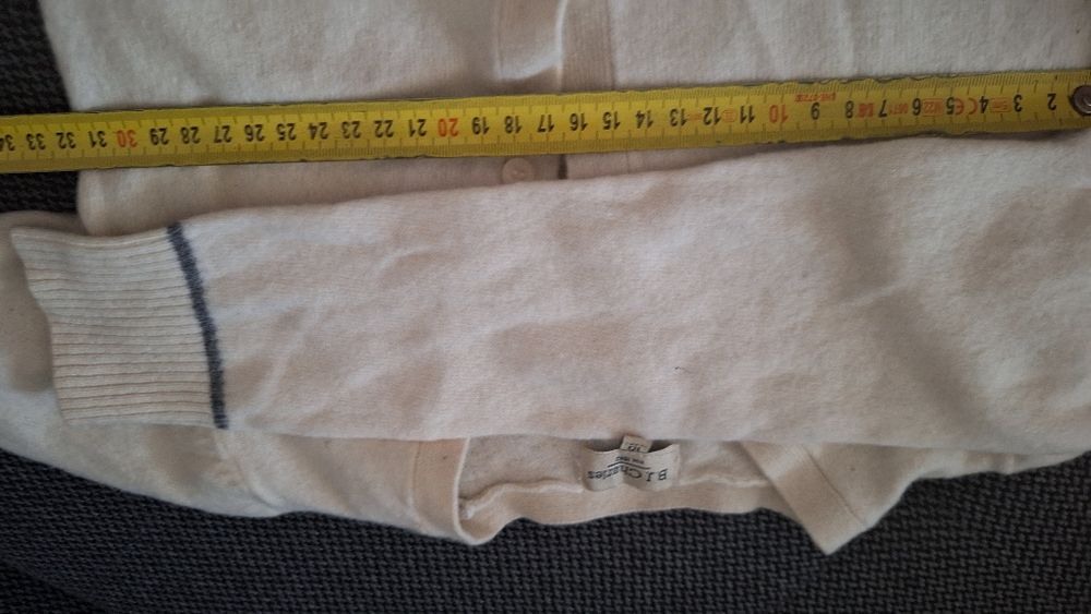 Sweterek B.J.Charles dla dziewczynki 134/140 Lanamerino ecru