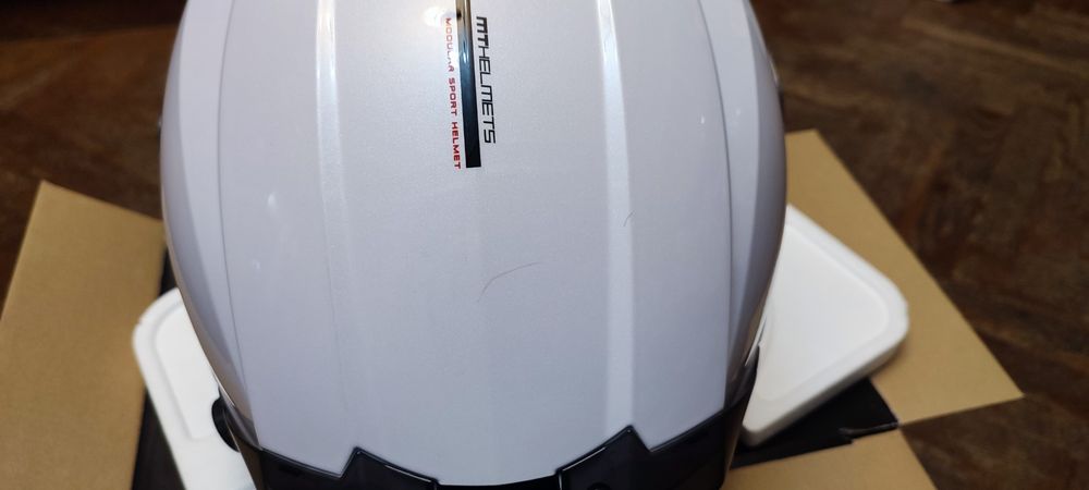 Продам мотошолом MT Atom 2