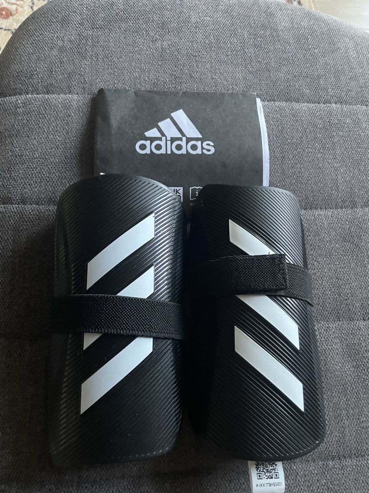 Ochraniacze na piszczele adidas rozm. S