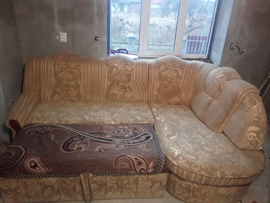 Продам диван кутовий