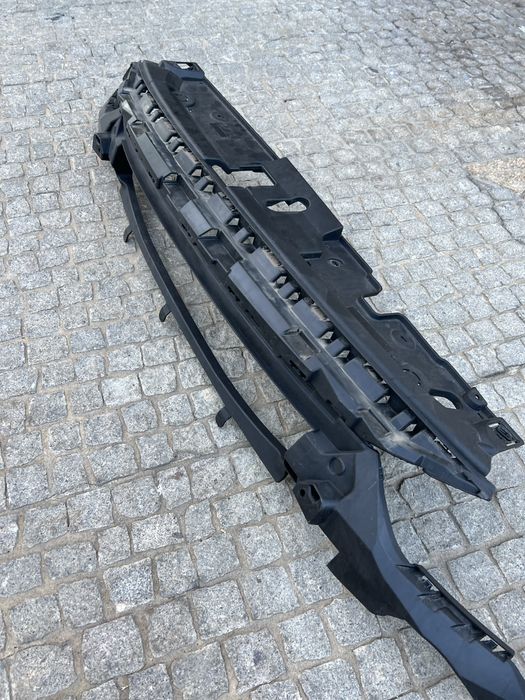 Grelha de cima para-choques frente opel corsa F 2020