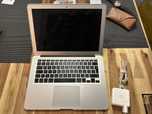 Macbook Air 13’ komplet