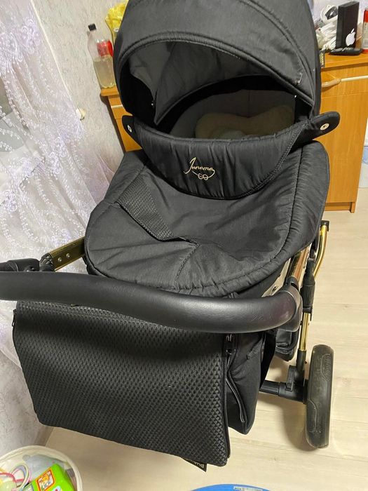 Продам дитячу коляску Junama Diamond
