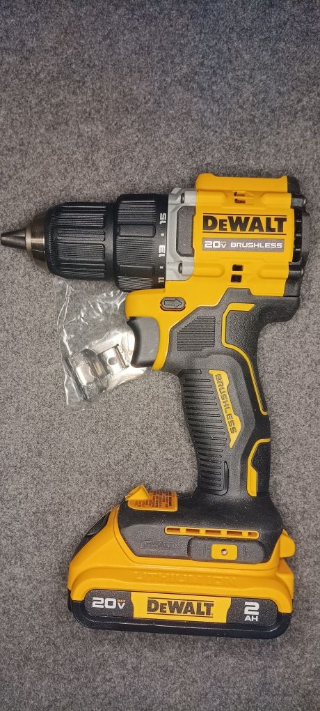 ‼️НОВИЙ DeWalt шуруповерт DCD794D1 батарея 2 аН зарядне DCB107