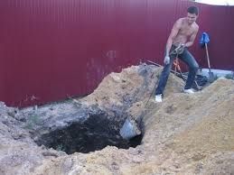 Демонтажные работы Земельные работы копка траншей, ям, Демонтаж стен