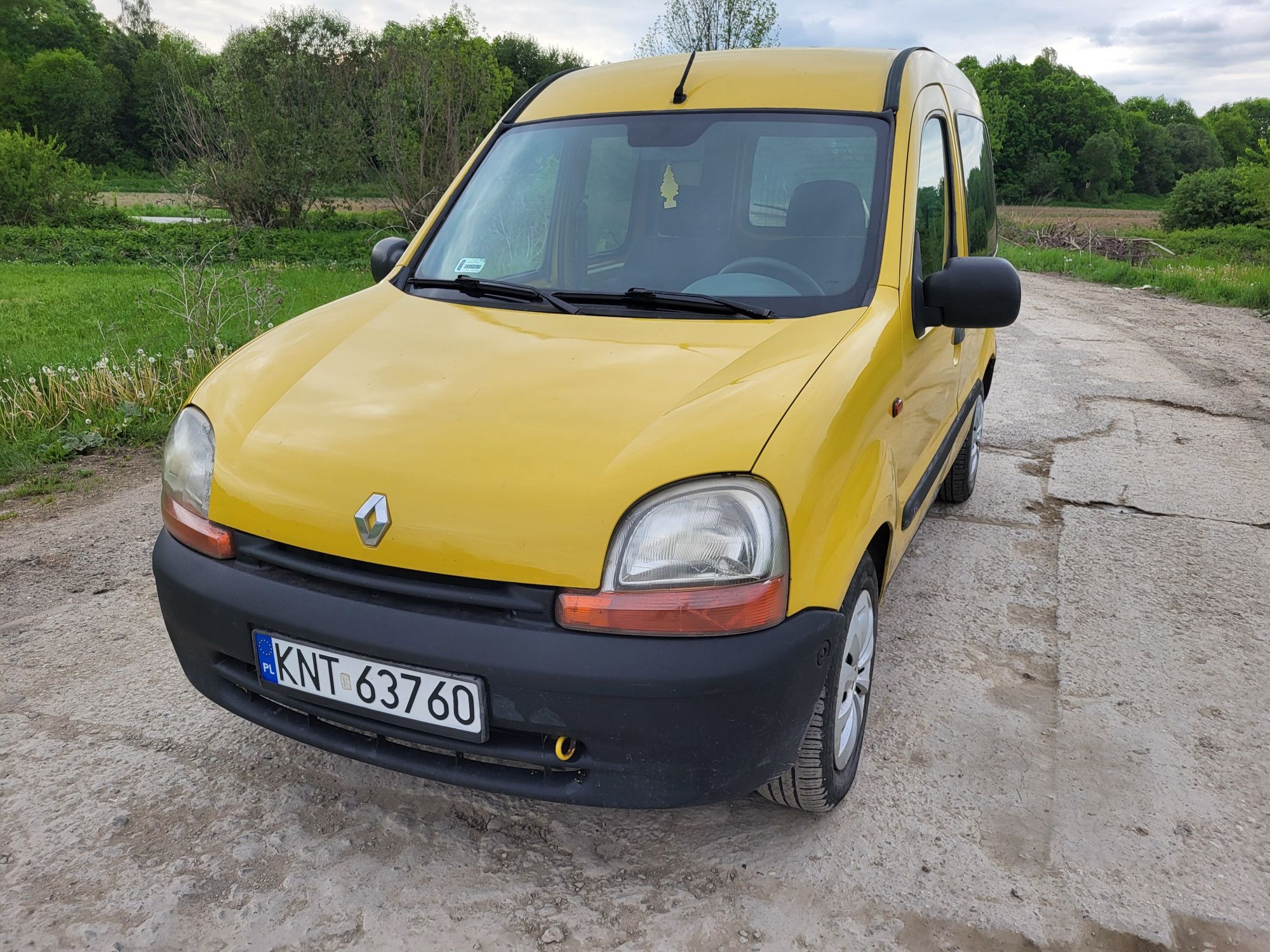 Renault Kangoo 1.2 benzyna serwisowany na bieżąco