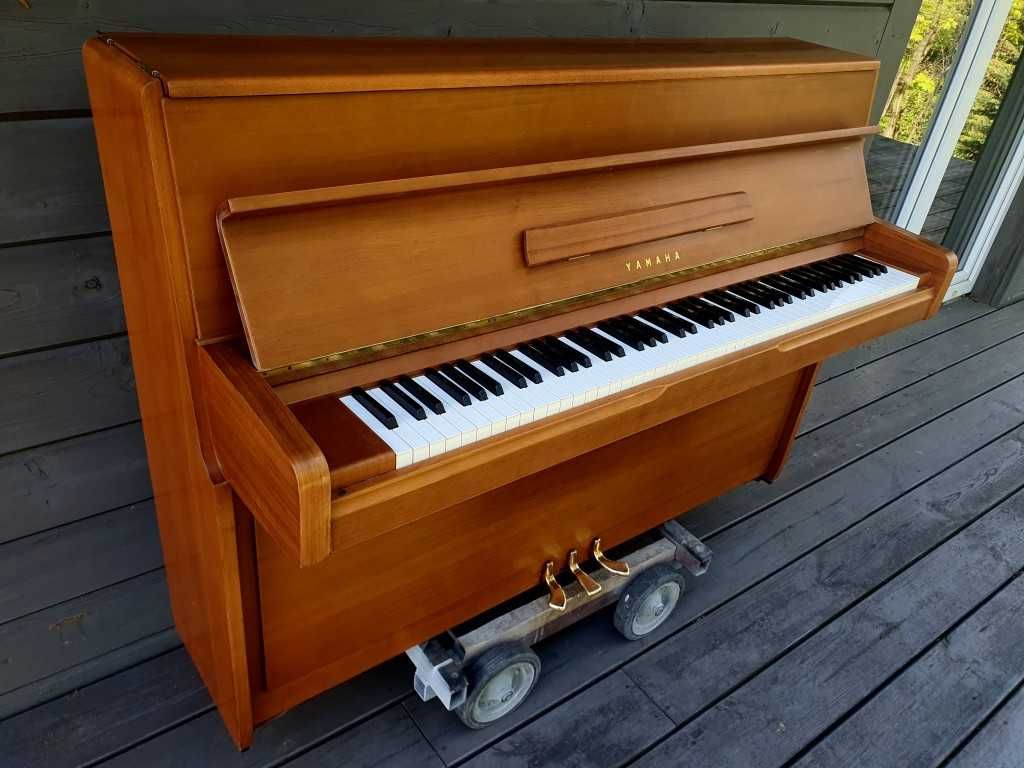 Pianino Yamaha NO.M1 106cm 1966r BRĄZOWE