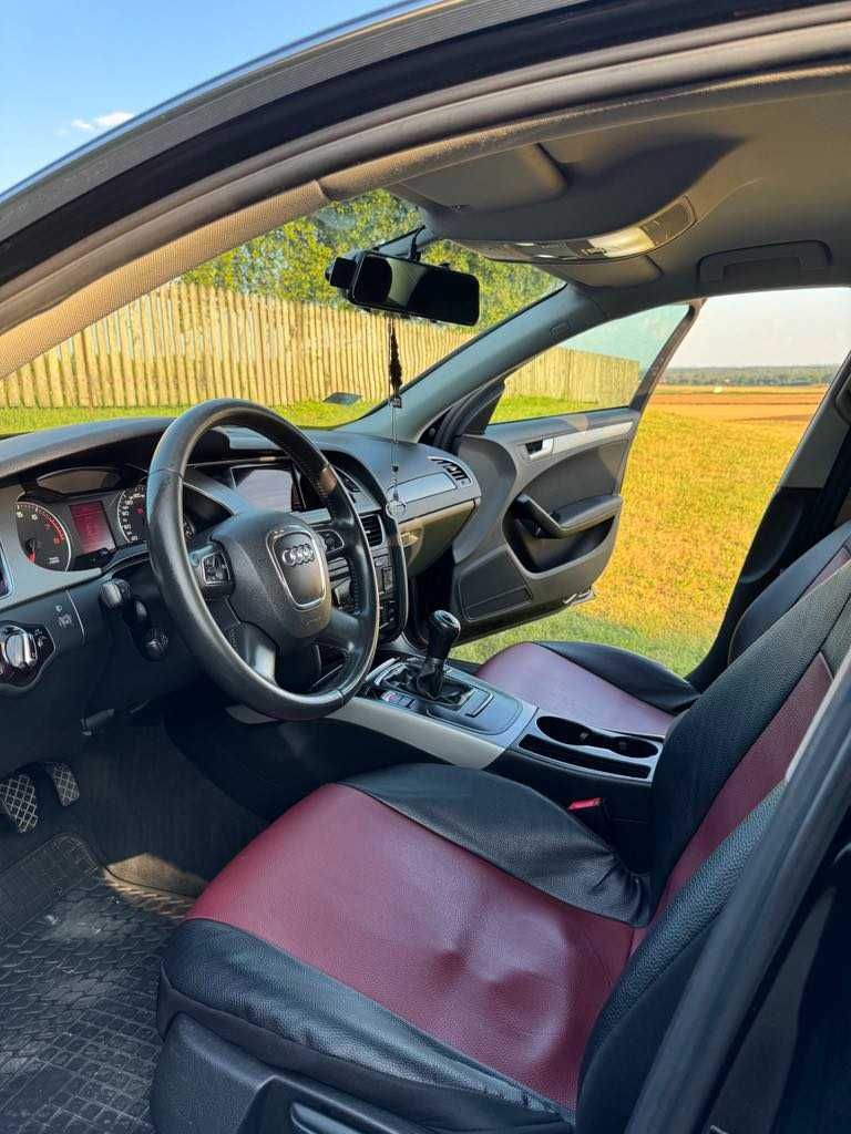 Audi A4 B8 2.0 TFSI - czarny połysk